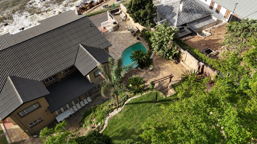 6 Bedroom Property for Sale in Gordons Bay Village Western Cape